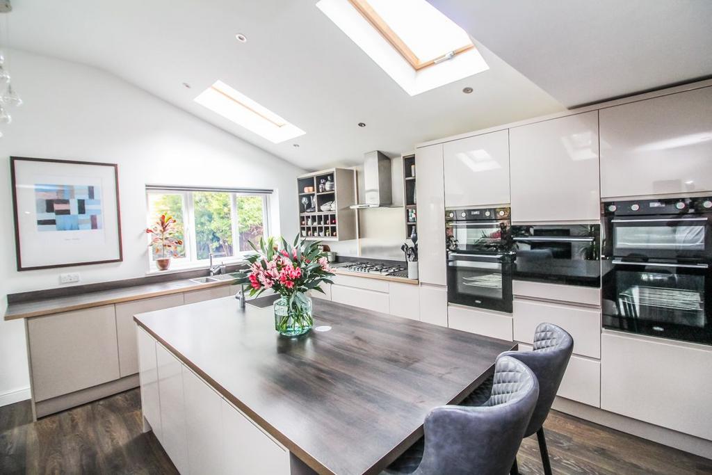Kitchen Pic 3.