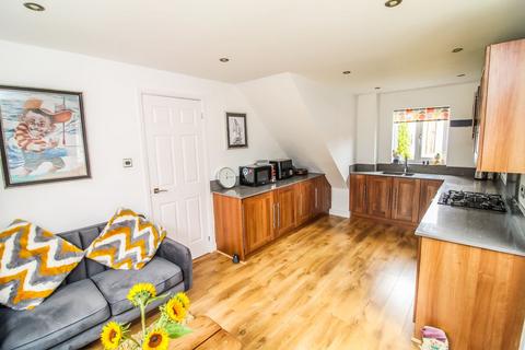 3 bedroom detached house for sale, Cairngorm Avenue, Lambton, Washington, NE38