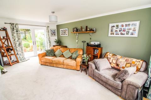 3 bedroom detached house for sale, Cairngorm Avenue, Lambton, Washington, NE38