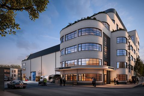 Mixed use to rent, Ealing Green London W5 5EP