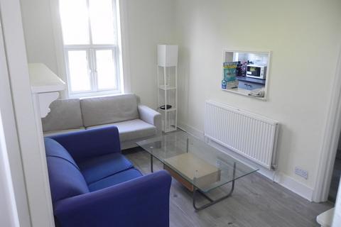 1 bedroom in a house share to rent, Rupert Road, Guildford-Room 1