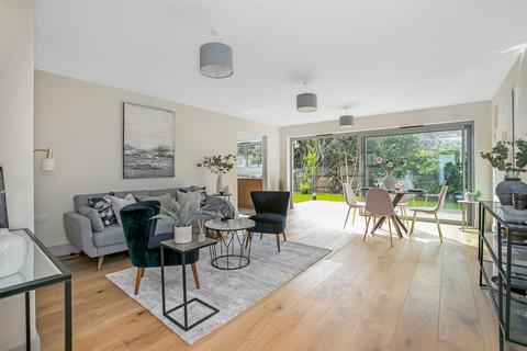 3 bedroom detached house for sale, 48 Homefield Road, Coulsdon CR5