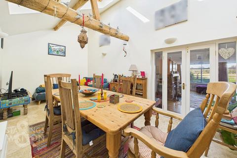 3 bedroom barn conversion for sale, Low Street, Oakley, Diss