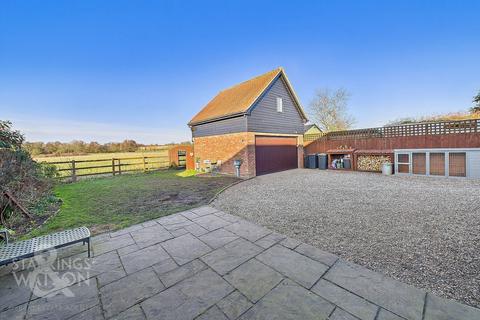 3 bedroom barn conversion for sale, Low Street, Oakley, Diss