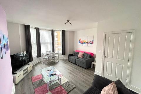 undefined, Marine Ave, Whitley Bay, *. HOLIDAY LET APARTMENT *