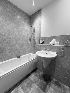 undefined, Park Ave, Whitley Bay.  NE26 1AU.  * HOLIDAY LET APARTMENT *