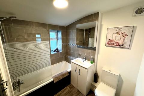 undefined, Edith Street, Tynemouth.  * HOLIDAY LET HOME *