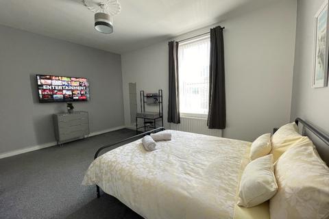 undefined, Jackson Street, North Shields.  * HOLIDAY LET APARTMENT  *