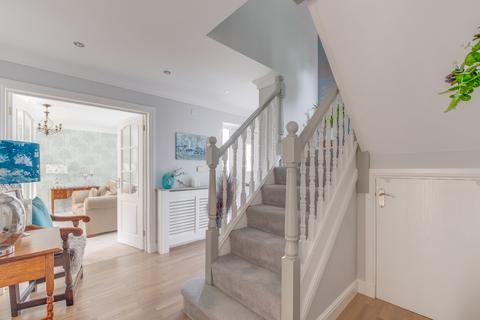 5 bedroom detached house for sale, Kenneth Vincent Close, Crabbs Cross, Redditch, B97