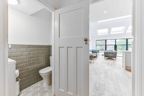 148 Westway, London, SW20 9LS