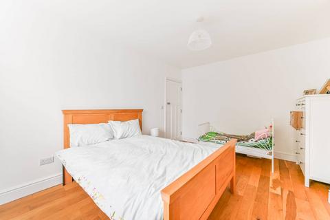 148 Westway, London, SW20 9LS