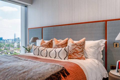 2 bedroom flat for sale, River Park Tower, Thames City, London SW8