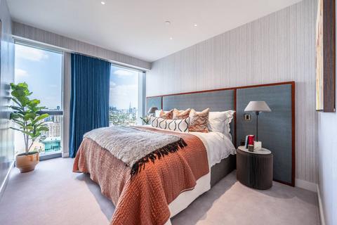 2 bedroom flat for sale, River Park Tower, Thames City, London SW8