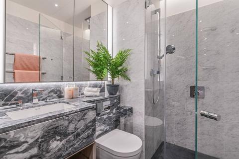 3 bedroom flat for sale, River Park Tower, Thames City, London SW8