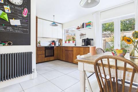 4 bedroom end of terrace house for sale, Bolsover Road, Hove, BN3 5HP