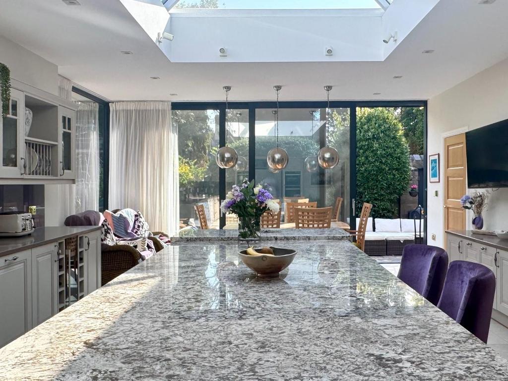 Apartment 1 - Kitchen/Dining Room
