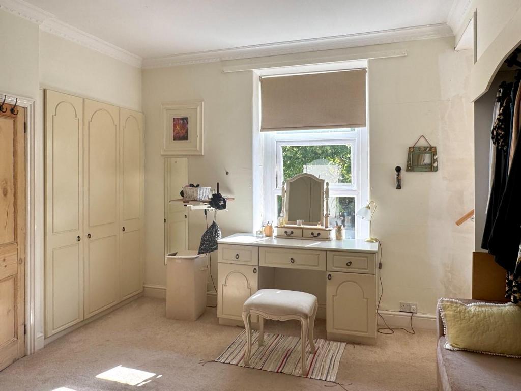 Apartment 1 - Bedroom 2/Dressing Room