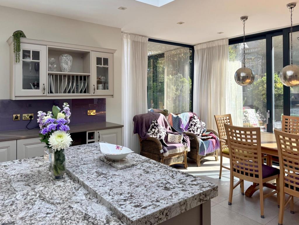 Apartment 1 - Kitchen/Dining Room