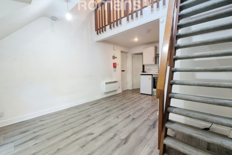 1 bedroom flat to rent, Copyground Court, Copyground Lane, High Wycombe, HP12
