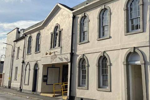 Pub for sale, 44-52 Berrington St Hereford HR4 0BJ