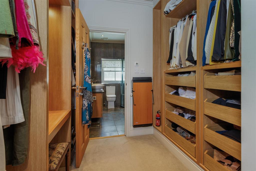 Walk Through Dressing Area