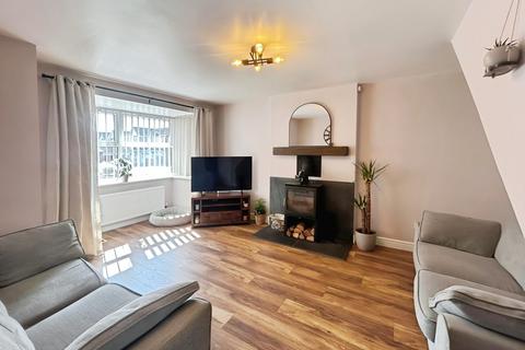 undefined, Larch Court , Gainsborough
