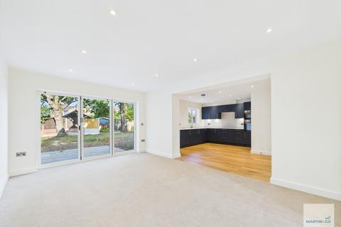 5 bedroom detached house to rent, Cleveland Avenue, Long Eaton, Nottingham