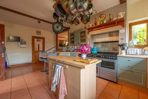 undefined, Llantrisant, Usk, NP15