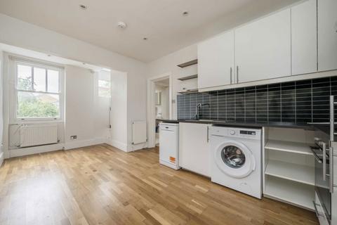1 bedroom flat for sale, Dewsbury Court, London W4