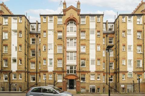 Chiswick Road, London W4