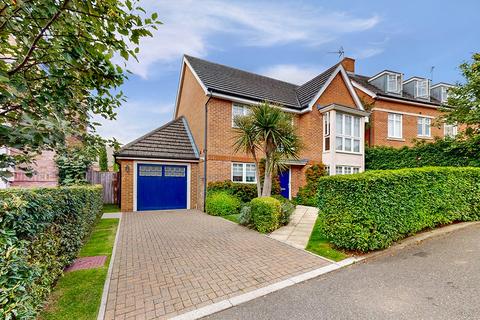 4 bedroom detached house for sale, Padelford Lane, Stanmore, HA7