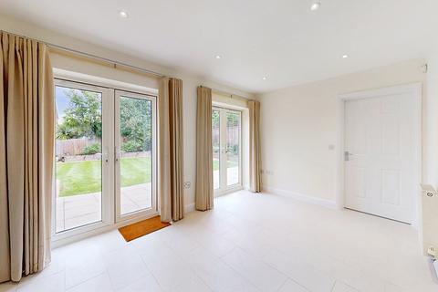4 bedroom detached house for sale, Padelford Lane, Stanmore, HA7