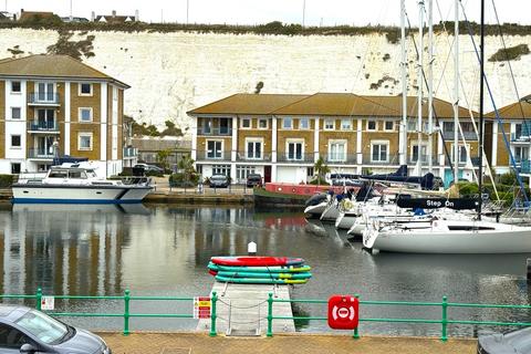2 bedroom apartment to rent, Collingwood Court, Brighton Marina Village