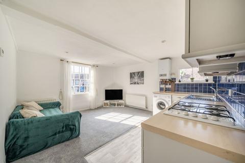 Flat 3, Westcroft Court, 59 Westcroft Road, Carshalton, SM5 2AU