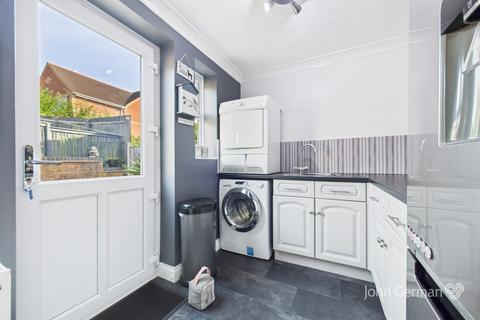 11 Robin Close, Uttoxeter, ST14 8TP