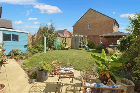 3 bedroom detached house for sale, Hazelnut Way, Louth LN11 7BZ
