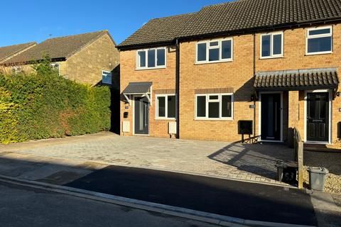 undefined, Thorney Leys, Witney OX28