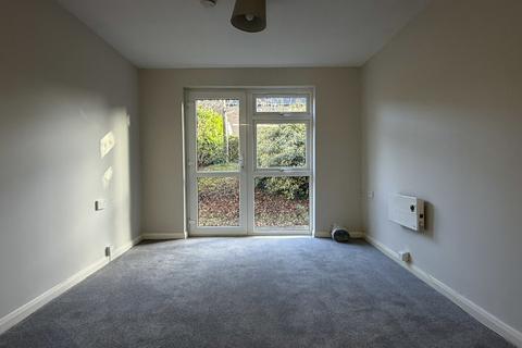 undefined, Regatta Court, Cambridge CB5