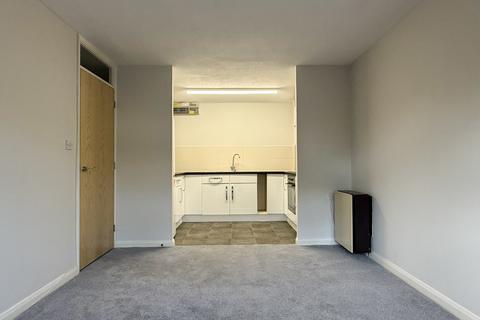 undefined, Regatta Court, Cambridge CB5