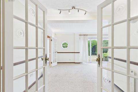 38 Sharrat Field, Sutton Coldfield, B75 6QX