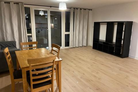 2 bedroom apartment for sale, Elm Road, Wembley