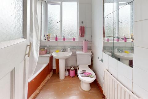 4 bedroom terraced house for sale, Broadview Road, London, SW16