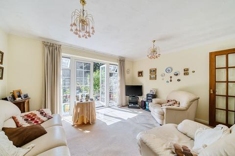 undefined, Kingston Crescent, Beckenham BR3
