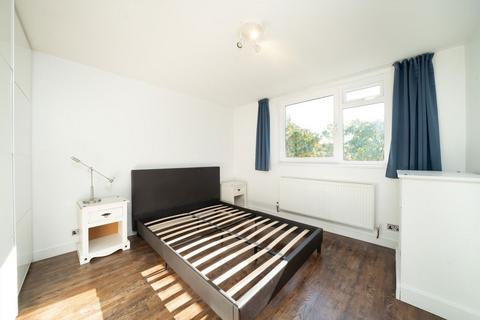 1 bedroom flat for sale, Carlton Drive, London SW15