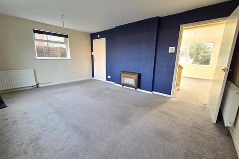 3 bedroom semi-detached house for sale, St. Davids Close, Stourport-On-Severn