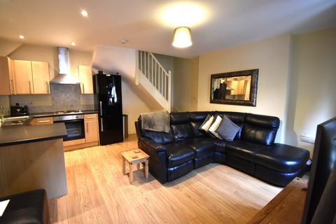 2 bedroom house to rent, 13 South Street, Leominster