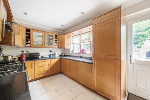 4 bedroom bungalow for sale, Heath Mill Lane, Worplesdon, GU3