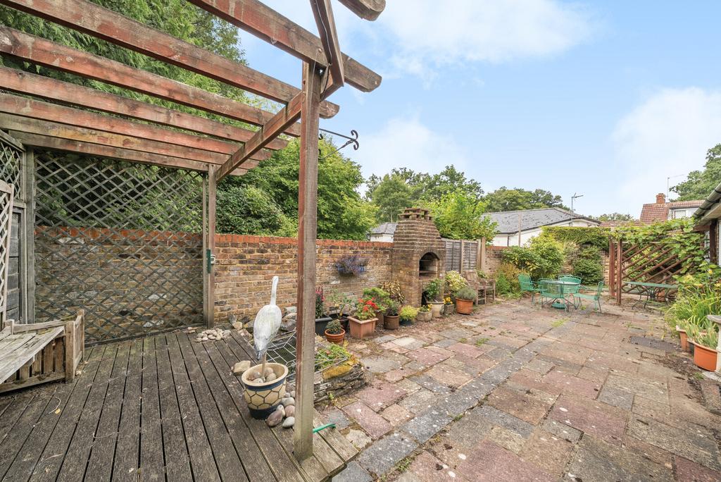 1339876-5-689c6ec...