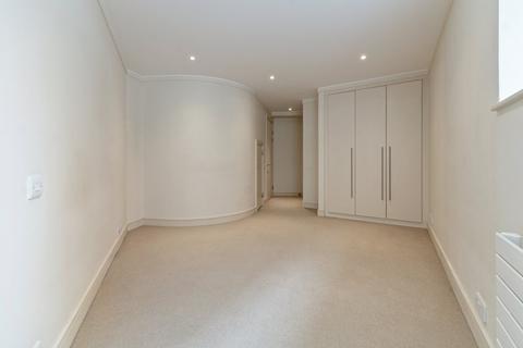 3 bedroom flat for sale, Percy Laurie House, 217 Upper Richmond Road, London