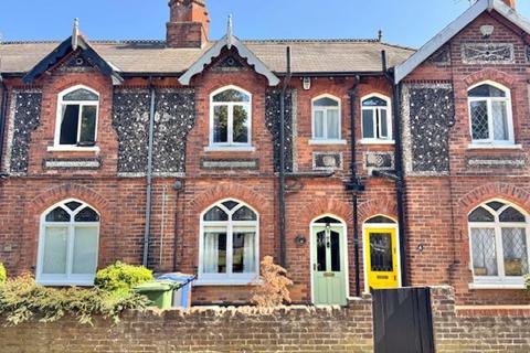 LITTLEFIELD LANE, GRIMSBY